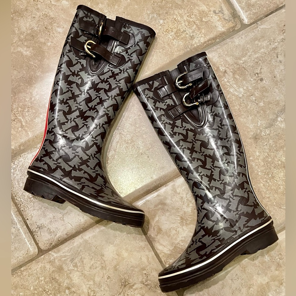 Nostalgic Scottie dog tall rain boots by Juicy Couture in Size 7